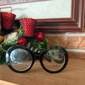 Stylish Black Oversized Baroque Swirl Hollywood UV 400 Sunglasses